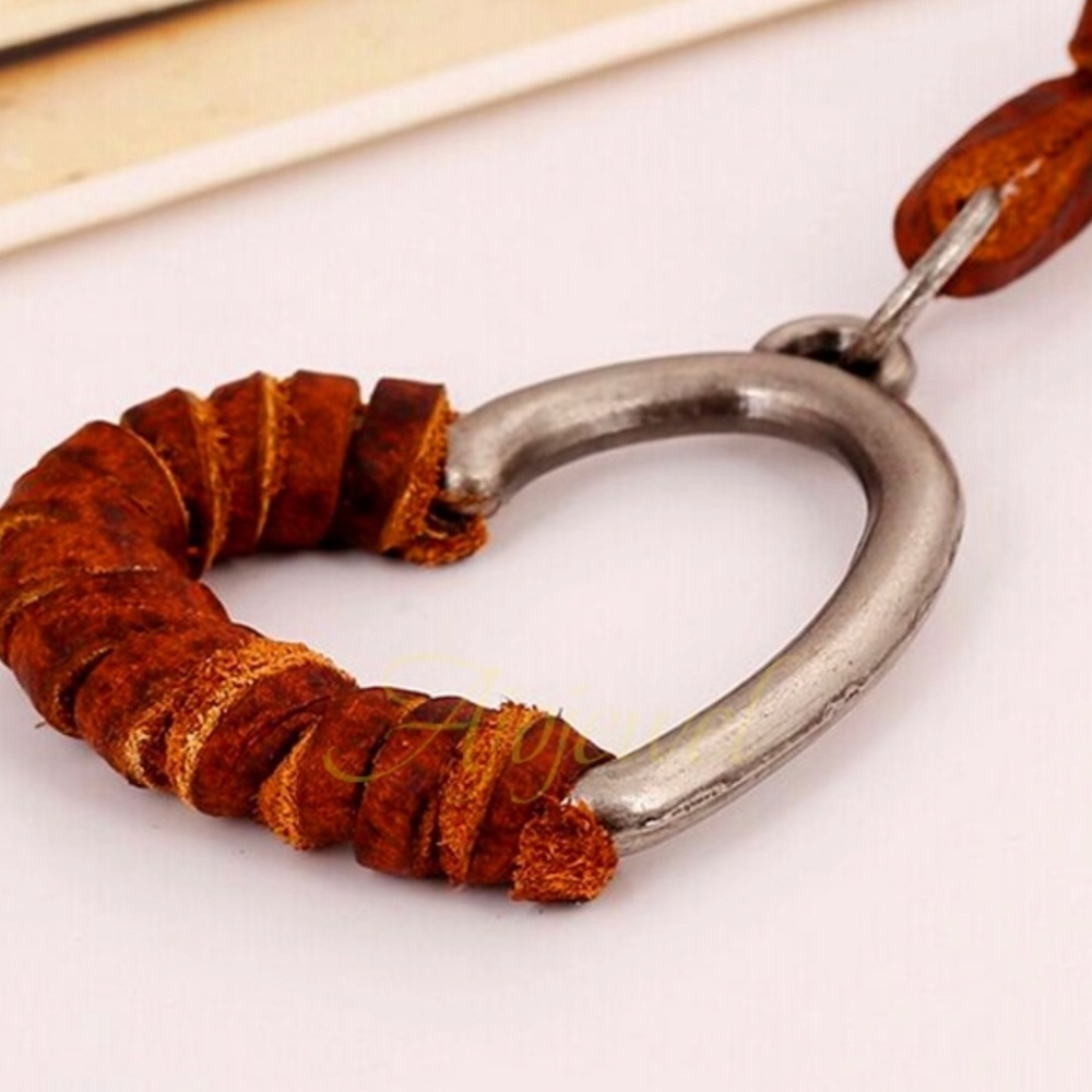 NEW Silver Heart & Tan Leather Adjustable Necklace - Picture 6 of 8